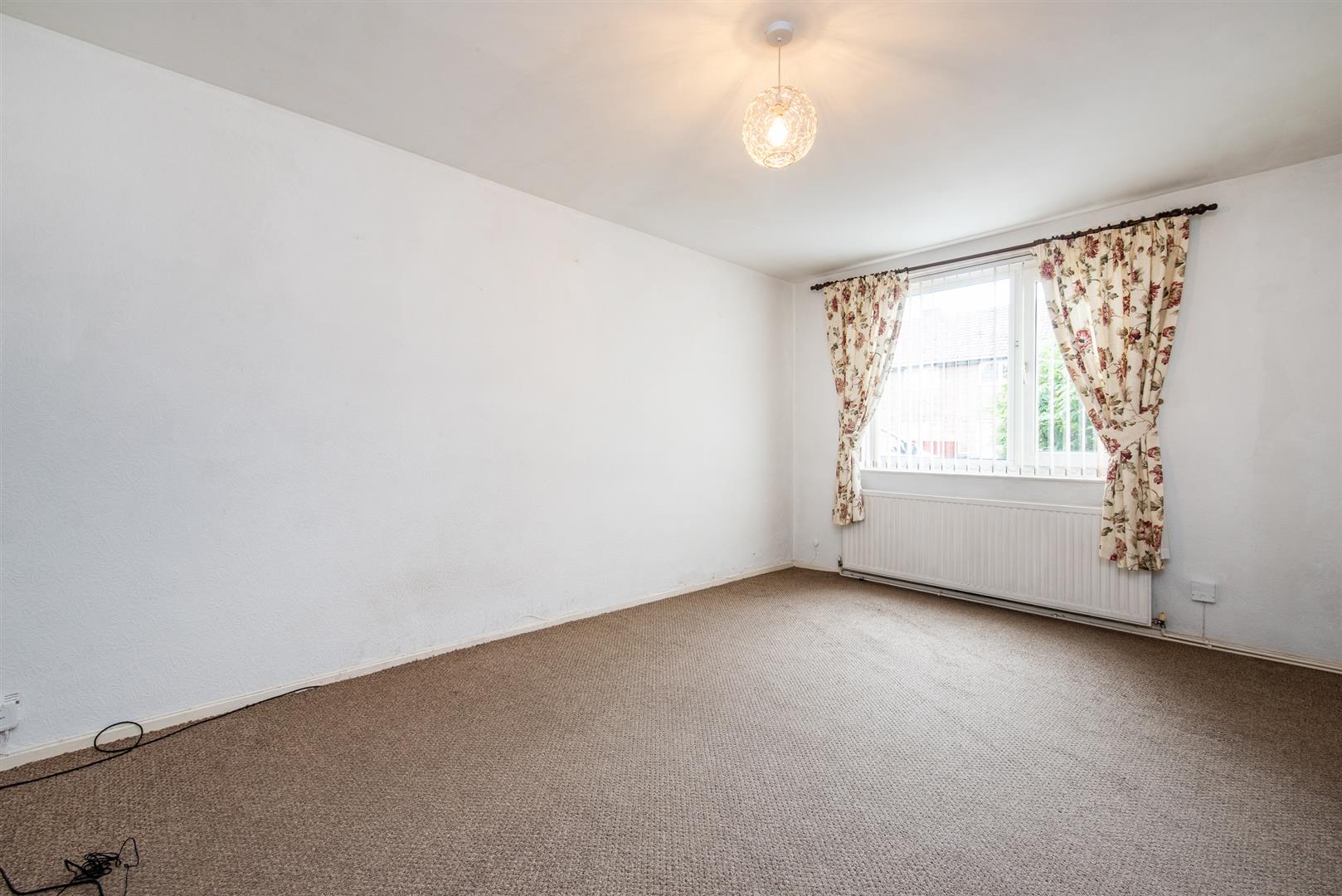 3 bed property in Ellen Street, Preston